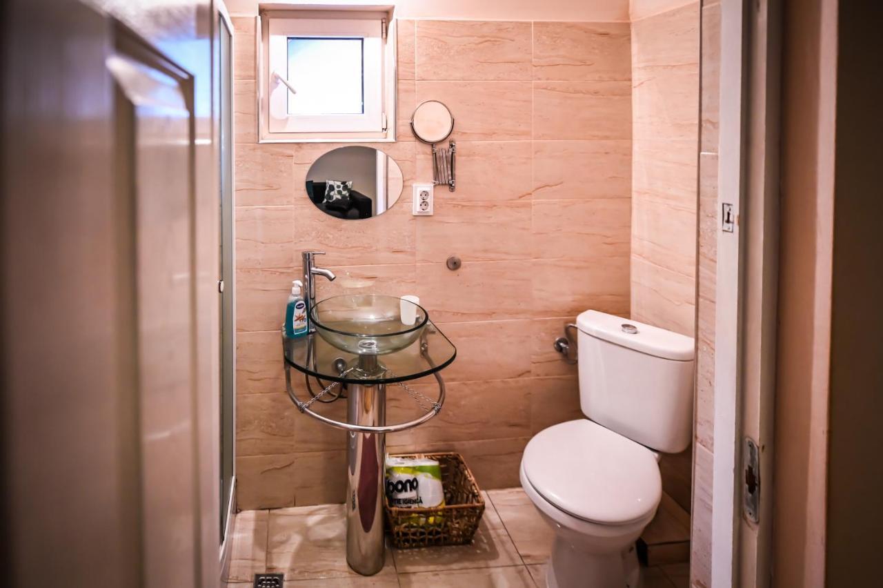 Jules' Sunny, Spacious And Central Apartment Sibiu Exterior photo